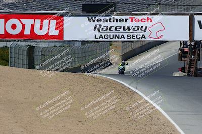 media/Jun-26-2022-CRA (Sun) [[122d0e5426]]/Race 13 (Expert 1000 Superbike)/Start Finish/